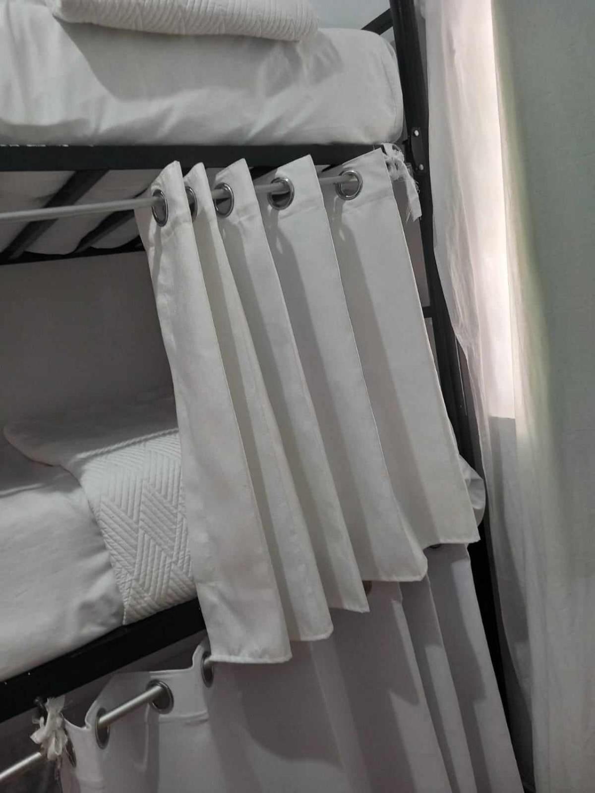 Paz Y Bien Backpackers - Habitacion Compartida Mixta En Miraflores De Familia Evangelica Con Principios Y Valores Auberge de jeunesse Lima